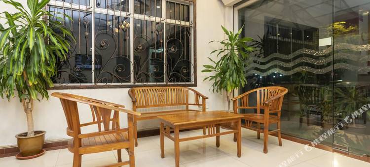 德萨特布劳完全酒店(Fully Hotel Desa Tebrau)图片