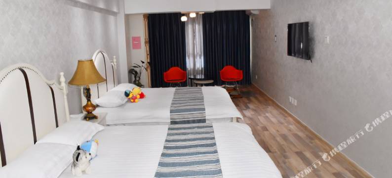 延边延大学仕园双大床房(电梯空调密码4人间)公寓(公园路分店)图片