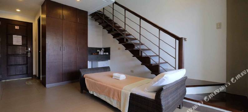 潜速潜水度假村(Dive Thru Resort)图片