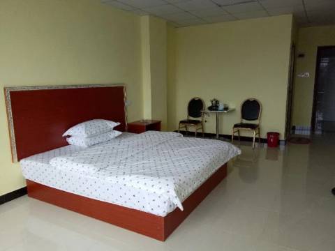 东莞石排辉煌电梯公寓