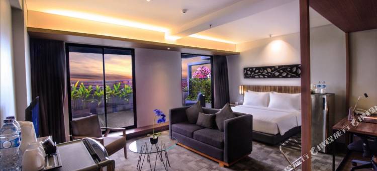 锡卡龙贾巴贝卡巴提卡酒店(Batiqa Hotel Jababeka Cikarang)图片