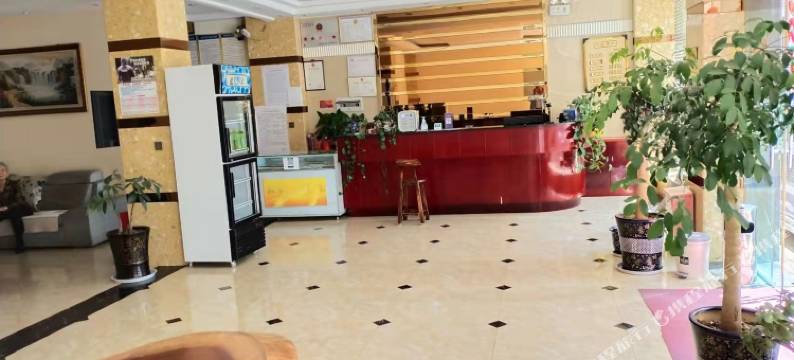 华坪川林宾馆图片