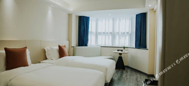 贵阳千山和悦酒店(国贸新印1950店)图片