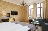 Elite Stora Hotellet Örebro - Bãi đậu xe