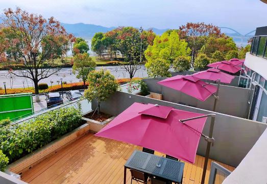 Holiday Inn Express YICHANG RIVERSIDE by IHGHotel Overview