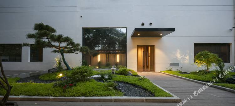 仟那酒店(郑州二七广场丹尼斯大卫城店)图片