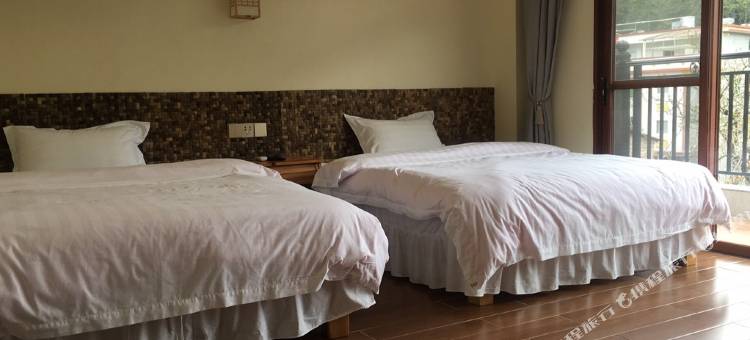 南昆山阿途木山庄图片