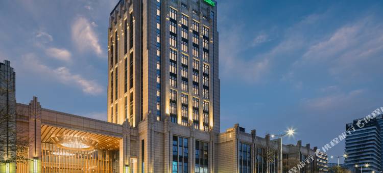 昆山花桥套房假日酒店图片