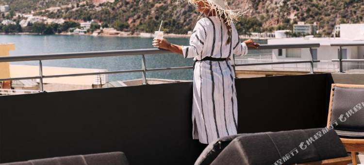 戴夫海滩酒店，布朗酒店集团成员(Dave by the Beach Loutraki, a Member of Brown Hotels)图片