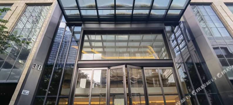 深城印象青年旅社(深圳北站红山地铁站店)图片