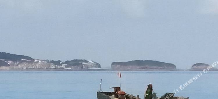 东港国红海边渔家院图片