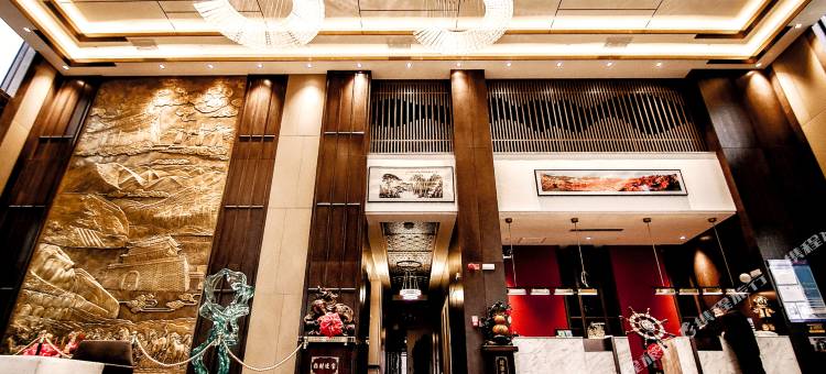 建诚假日酒店图片