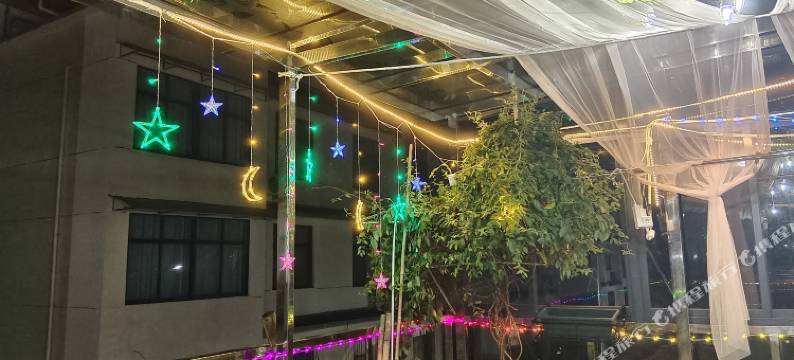 牯牛降风屋里民宿图片