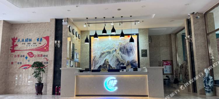 循化伊帆酒店图片