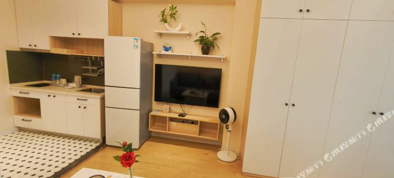 悦见拾光酒店(昆明高铁南站店)图片