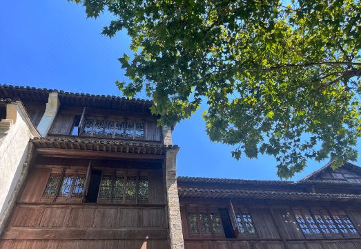 盐官潮乐之城水音客栈外景图