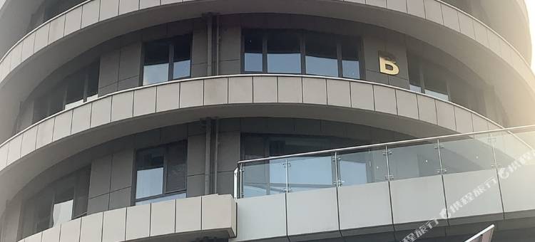 邦迪假日酒店(承德鼎盛王朝康熙大典演出店)图片