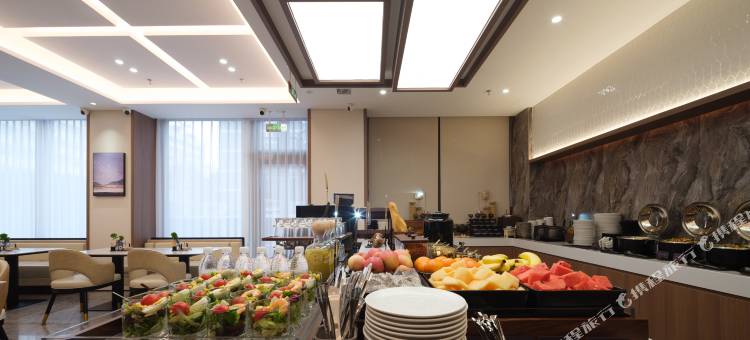 拾光里酒店(中街方城店)图片