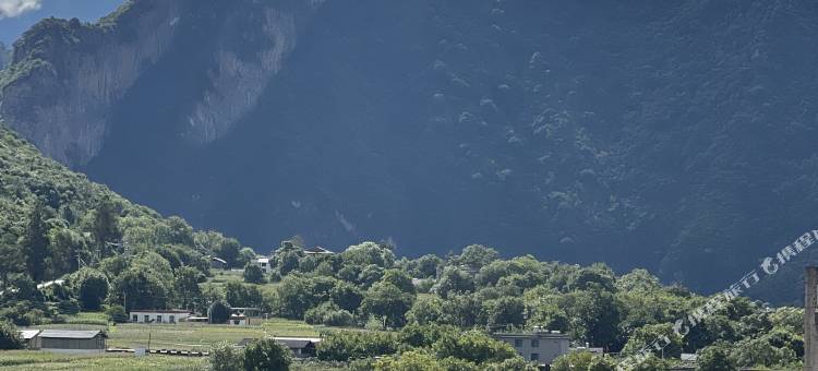维西山纳里民宿图片