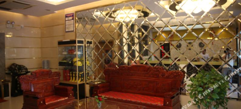 渭南羿富家酒店图片