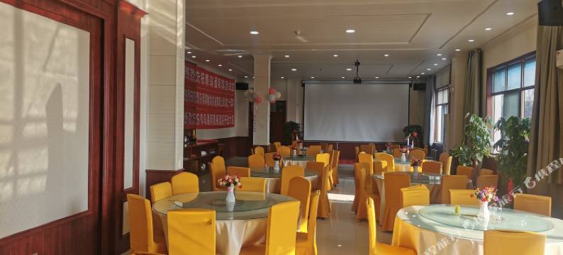 青岛潘邦影视酒店图片