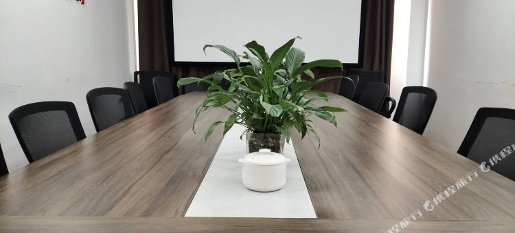 曼居酒店(临安万华广场店)图片