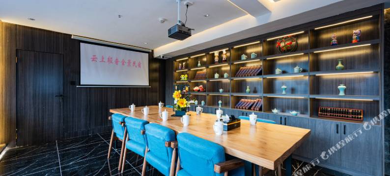 西江千户苗寨云上轻奢全景民宿图片