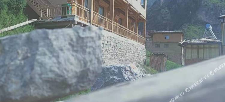 迭部扎尕那安居民宿图片