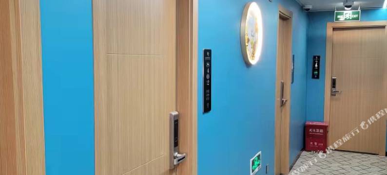 艾森轻奢酒店(外滩南京东路店)图片