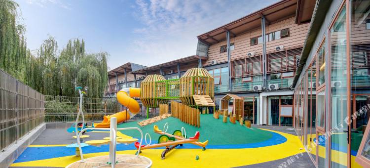 凯里亚德酒店(成都华侨城欢乐谷地铁站店)图片