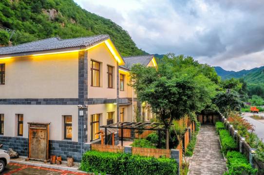 花筑·野三坡拾光山舍(龙门天关景区店)
