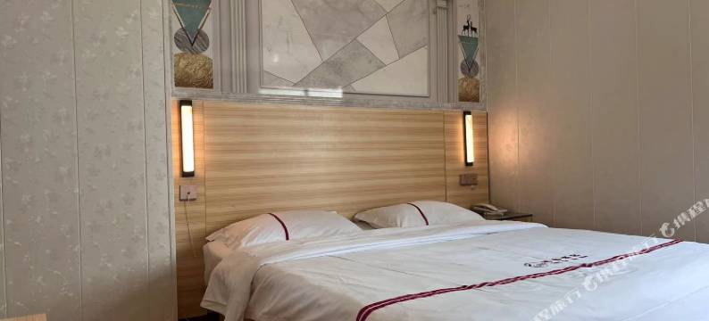 深圳鸿泰商务宾馆(向西村地铁站店)图片