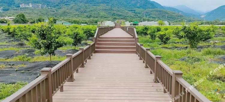 广州金叶子月亮半湾温泉公寓(金叶子店)图片