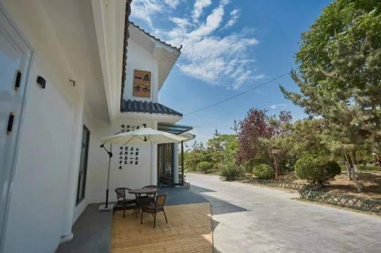 在水一方·Homestay(开封清明上河园店)图片