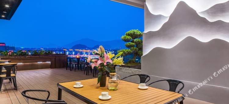 漓江·西岸民宿(桂林象鼻山两江四湖店)图片