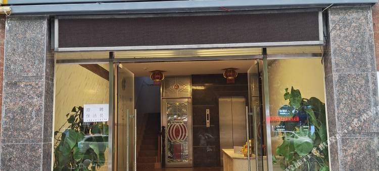 三亚小海豚民宿(凤凰机场店)图片