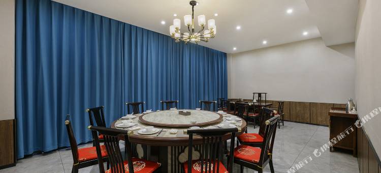 仟那千寻酒店(郸城一高万和城购物中心店)图片