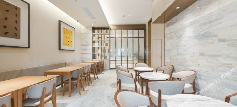 云绯国际酒店(上海虹桥延安西路店)图片