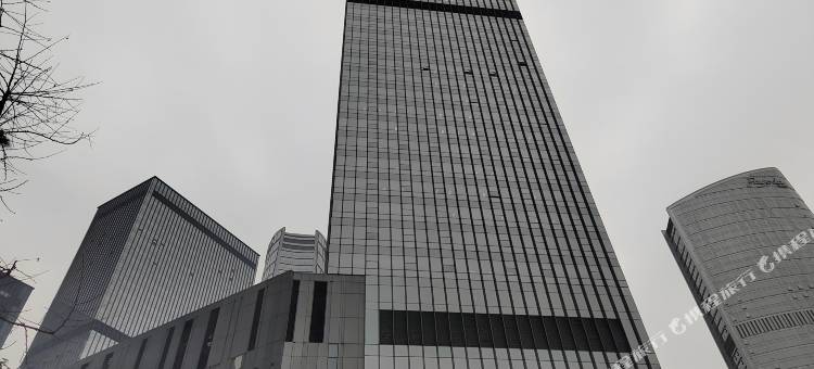 米可电竞酒店(重庆企业天地化龙桥地铁站店)图片