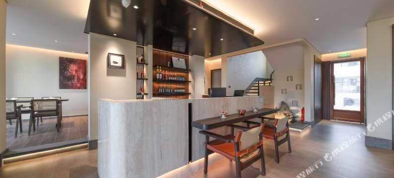 逸居·禅意星空轻奢亲子度假庭院民宿(九华山游客换乘中心店)图片