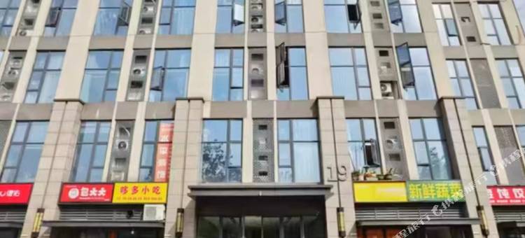 斯宇·轻奢LOFT公寓(力高雍湖国际店)图片