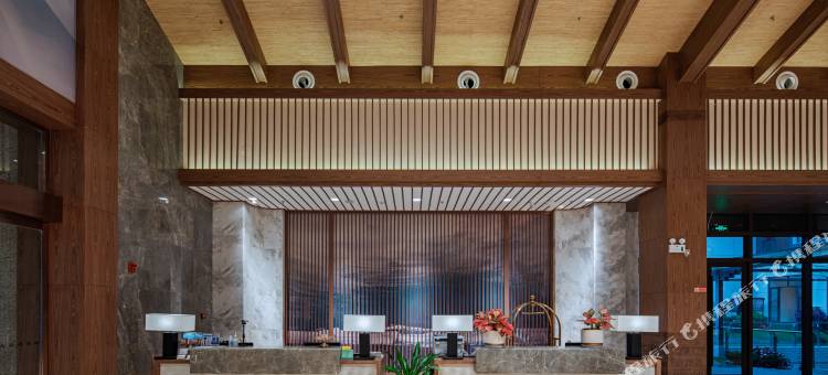 西畴隆兴山居酒店图片