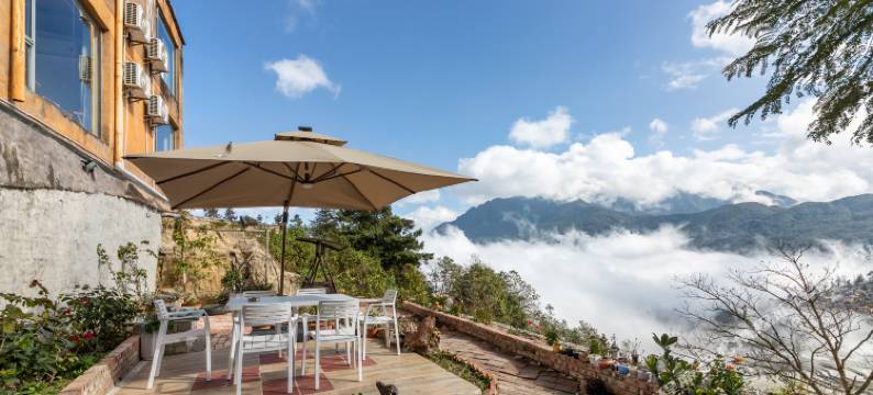 元阳流云阁客栈(多依树景区店)图片