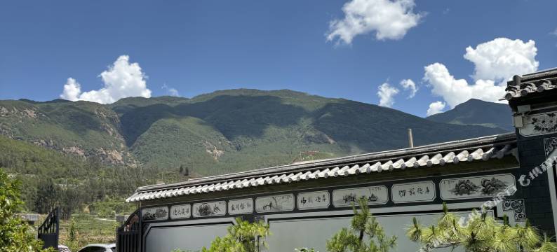静临涵舍·View山野美墅(丽江三义国际机场店)图片