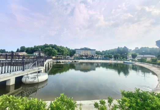 Qichun Shanshuiju Hotel Hotel Overview