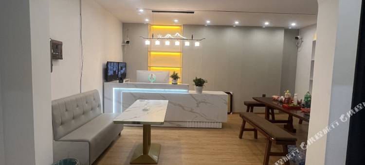 暖东明 Warm Dawn·供氧影视美宿(香格里拉独克宗古城店)图片