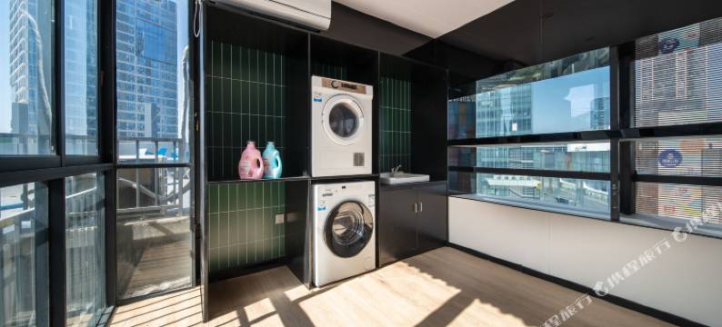 M未来酒店(广州番禺长隆南村万博地铁站店)图片