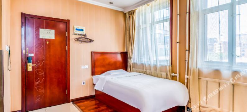 格林春天酒店(佳木斯火车站店)图片