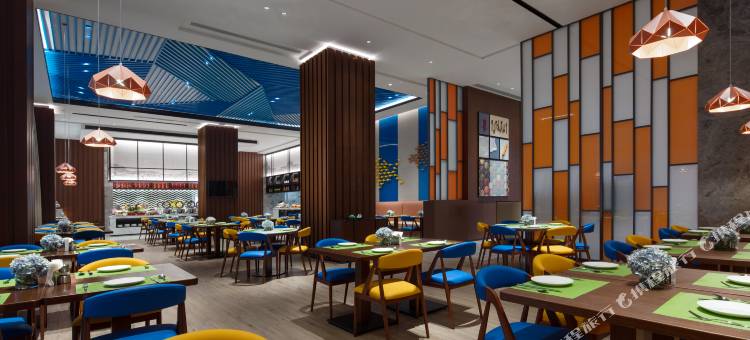 琼海高铁站希尔顿欢朋酒店图片