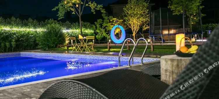 莫干山陌舍予家·溯溪亲子泳池民宿(湖州西塞山店)图片